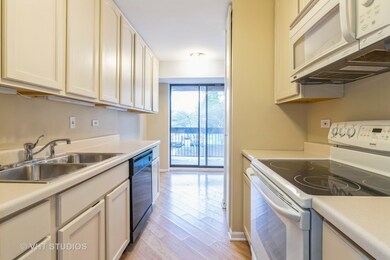 600 Naples Ct unit 101, Glenview, IL 60025 - photo 6