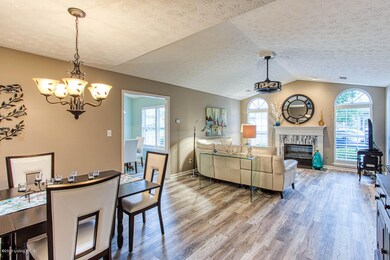 10901 Oxford Commons Ct-11