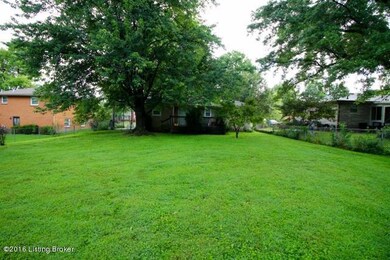 6010 Applegate Ln, Louisville, KY 40219 - photo 3