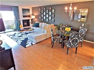 Spacious and stylish living and dining room