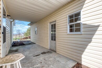 7579-Buchanan-Rd-Glade-Spring-VA Highlan