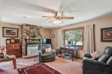 4848 W 48th St N, Newton, IA 50208 - photo 4