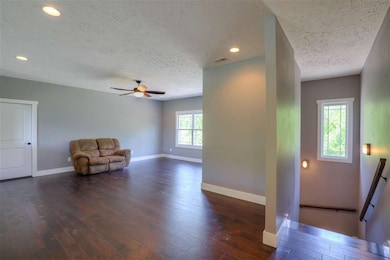 11 Walnut Ln, Manchester, TN 37355 - photo 5