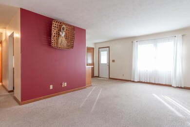 653 Mires Ln, Sidney, OH 45365 - photo 5