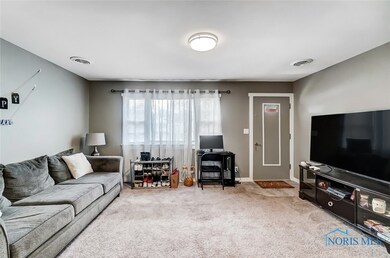 232 Clifton Ave, Findlay, OH 45840 - photo 5