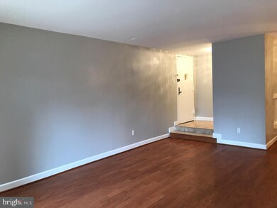 11200 Chestnut Grove Square unit 102, Reston, VA 20190 - photo 7