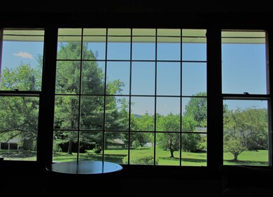 189 Waterman Cir, Saint Johnsbury, VT 05819 - photo 7