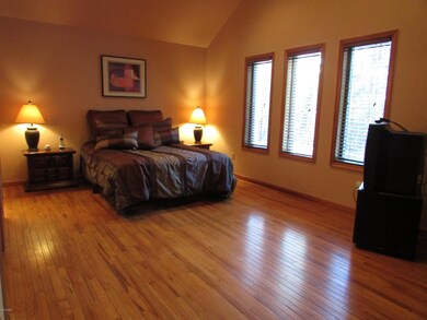 106 Valley Ct, Milford, PA 18337 - photo 7