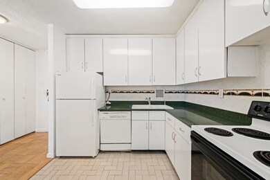 Parker Imperial unit 14K, North Bergen Twp., NJ 07047 - photo 6