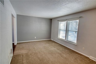 1912 E Mohawk Cir, Olathe, KS 66062 - photo 5