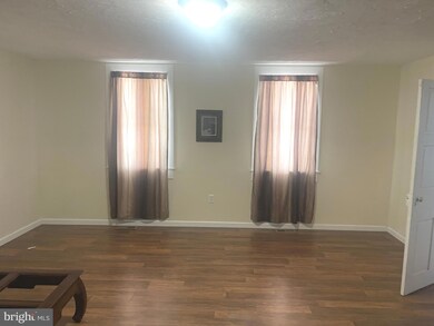 19 S Main St, Manchester, PA 17345 - photo 6