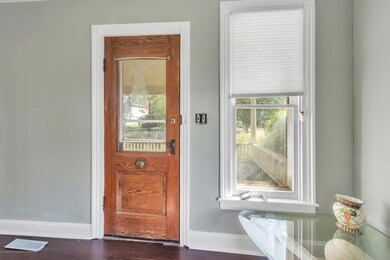 4340-Holt-Rd-Holt-MI-48842-windowstill-5