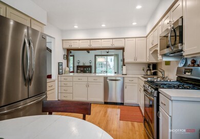 834BrookVillage12Lores
