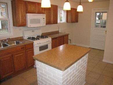 1306 E Evergreen St, Wheaton, IL 60187 - photo 6