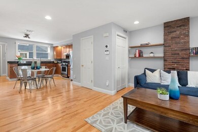 3 Mullins Ct unit 3, Cambridge, MA 02141 - photo 3