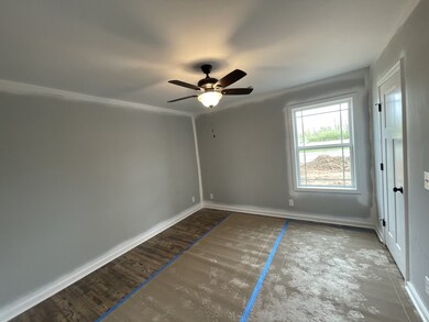 102 E Bomar Ct, Shelbyville, TN 37160 - photo 7