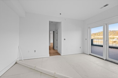 745 Manhattan Blvd unit 403, Dayton, KY 41074 - photo 7