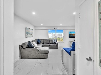 The Warwick Condominium unit 8G, Fort Lauderdale, FL 33308 - photo 4