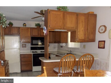 1902 Yorktown S, Norristown, PA 19403 - photo 6