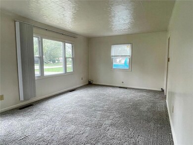 2921 Riverview Ln, Lorain, OH 44055 - photo 4