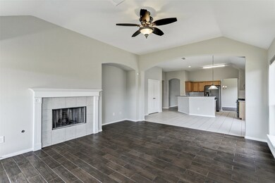 33031 Lois Ln, Magnolia, TX 77354 - photo 5