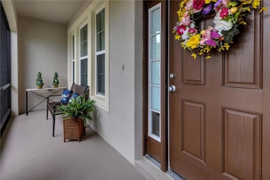 Screened in Front Lanai Entry