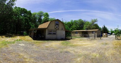 unlisted-address, Central Point, OR 97502 - photo 2