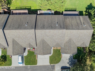 705 Lower Pond Way unit 22, Knoxville, TN 37920 - photo 5