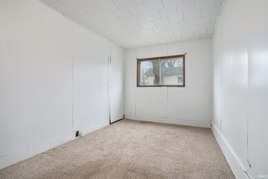 806 N Harrison St, Syracuse, IN 46567 - photo 6