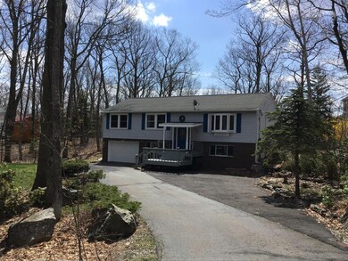 223 Maple Ridge Dr, Hawley, PA 18428 - photo 2