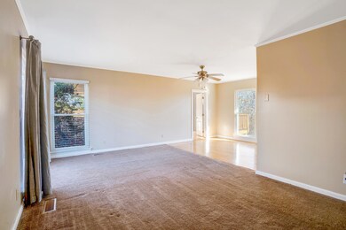 5520-Crestview-MLS-Photos-4
