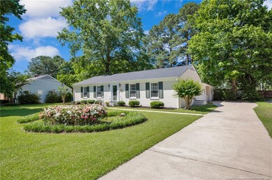 2623 Mirror Lake Dr, Fayetteville, NC 28303 - photo 3