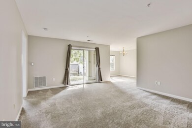 9121 Gracious End Ct, Columbia, MD 21046 - photo 3