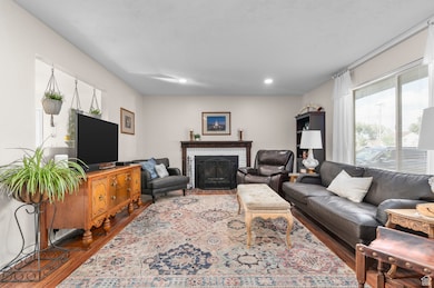 12658 Old Fort Cir, Riverton, UT 84065 - photo 4