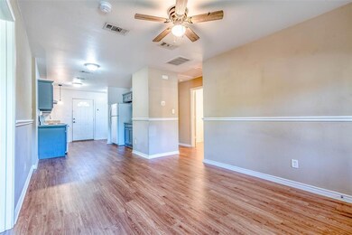 425 W Walker St, Denison, TX 75020 - photo 6