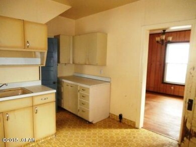 Kitchen (2)