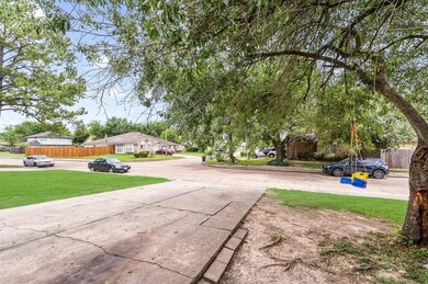 6933 Greenyard Dr, Houston, TX 77086 - photo 3