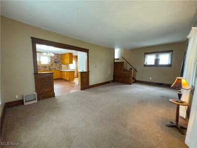 111 Akers Ave, Akron, OH 44312 - photo 5