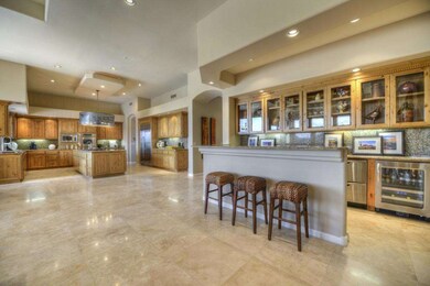 012_Kitchen-Wet Bar