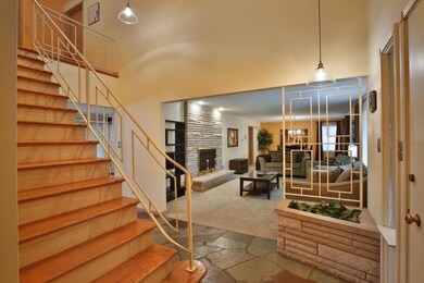 Elegant wood & iron Stairs