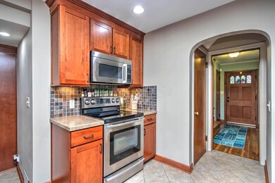 163 S Algonquin Ave, Columbus, OH 43204 - photo 6