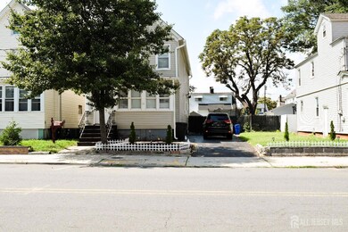181 Pershing Ave, Carteret, NJ 07008 - photo 3