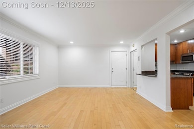 2311 Walton Blvd unit 28, Rochester Hills, MI 48309 - photo 4