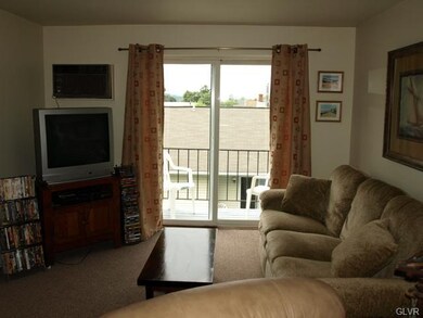 526 Broad St, Emmaus, PA 18049 - photo 5