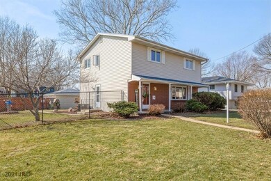 3800 Bel Aire Rd, Des Moines, IA 50310 - photo 2