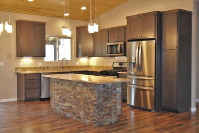 680 Jogin Ln S, Show Low, AZ 85901 - photo 3