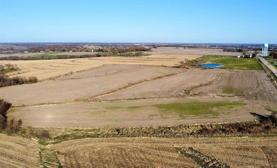 000 E Pleasant St, Knoxville, IA 50138 - photo 4