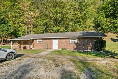 13849 Coal River Rd, Seth, WV 25181 - photo 4