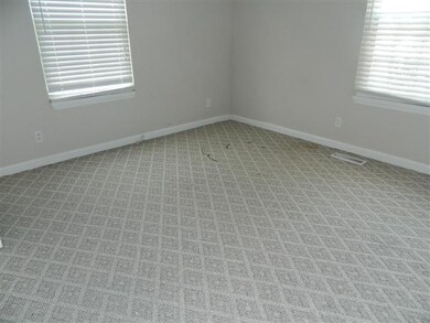 1010 Ravenwood Dr, Lawrenceburg, KY 40342 - photo 3