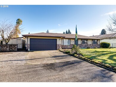 31563 Coburg Bottom Loop Rd, Eugene, OR 97408 - photo 3